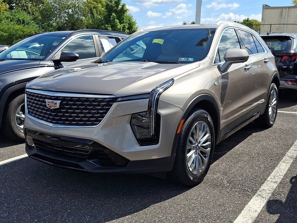 Used 2025 CADILLAC XT4 Premium Luxury SUV