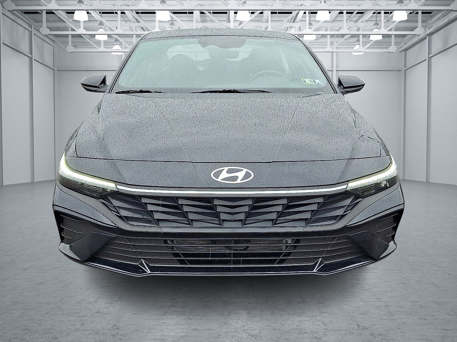 2025 Hyundai Elantra Hybrid SEL Sport photo 2