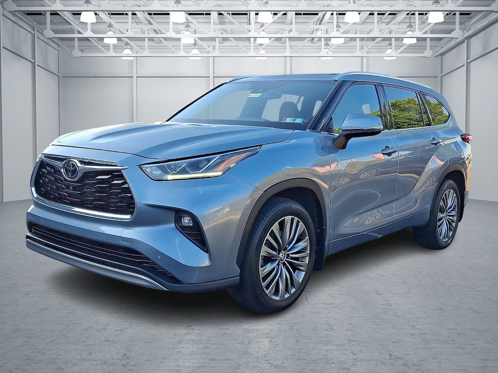 Used 2022 Toyota Highlander Platinum SUV