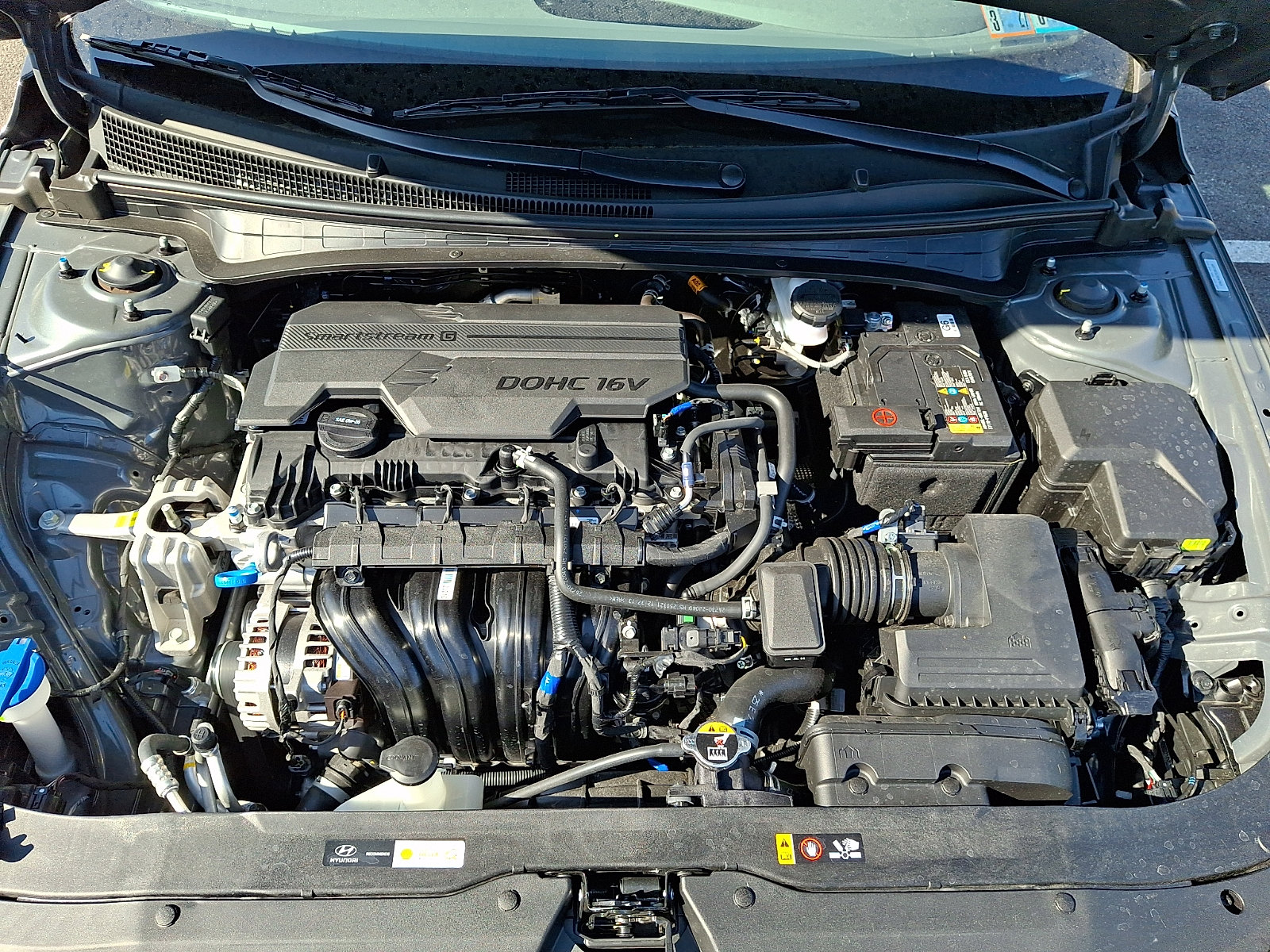 2025 Hyundai Elantra SEL - Photo 28