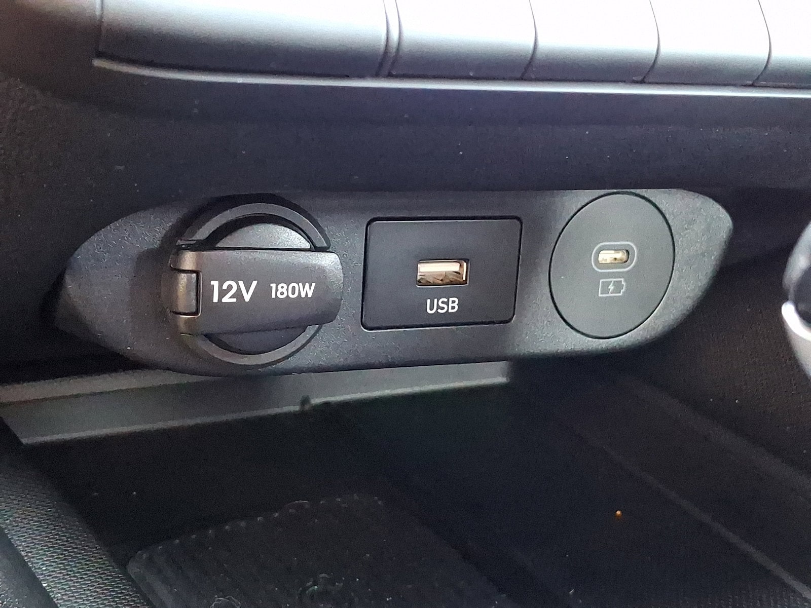 2025 Hyundai Elantra SEL - Photo 23