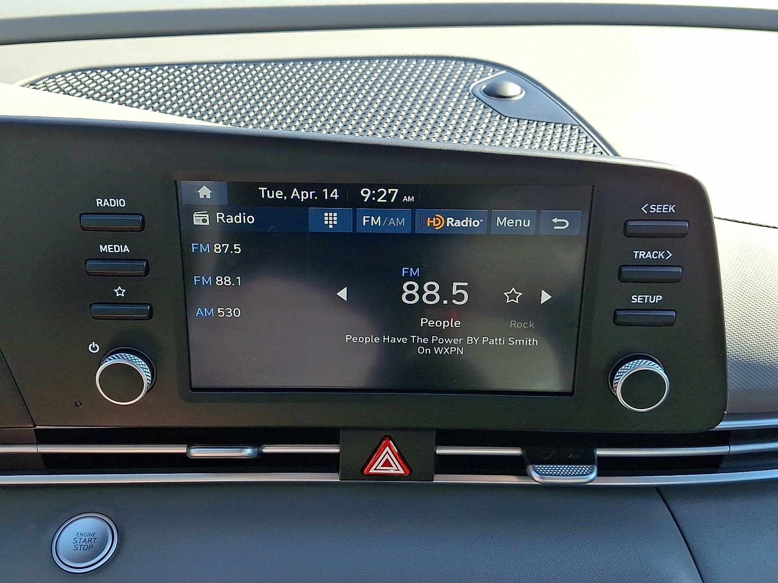 2025 Hyundai Elantra SEL - Photo 16