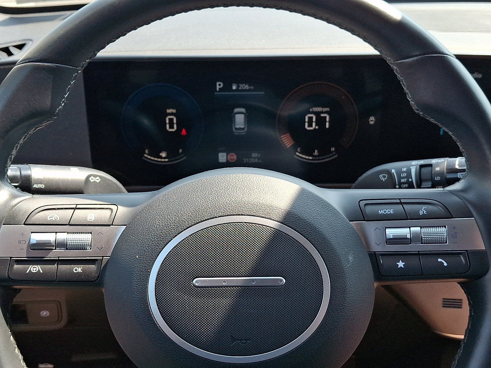 2025 Hyundai Kona SEL - Photo 18