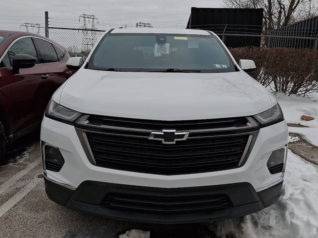 Used 2023 Chevrolet Traverse LT Cloth w/1LT SUV