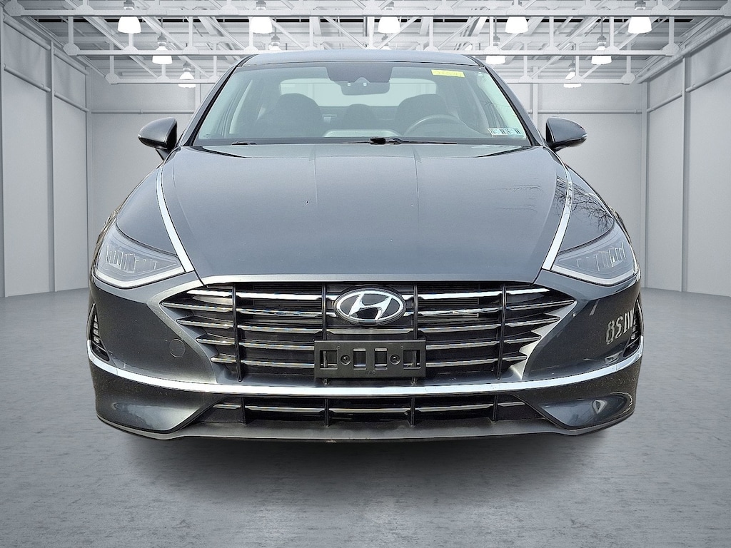 Used 2023 Hyundai Sonata SE Sedan