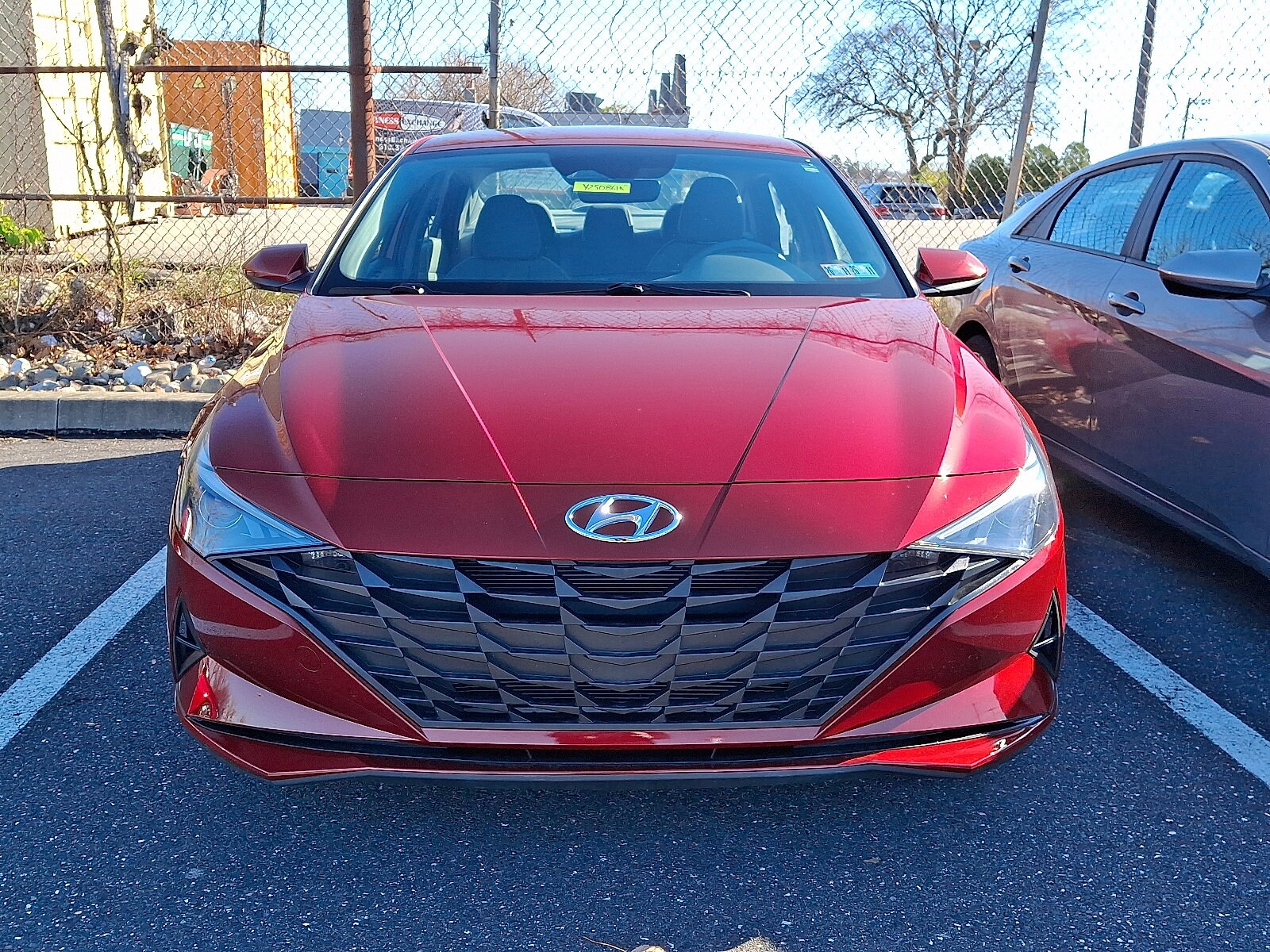 2023 Hyundai Elantra SEL photo 2