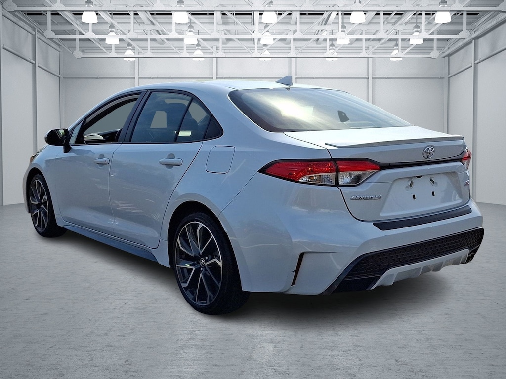 Used 2022 Toyota Corolla SE Sedan