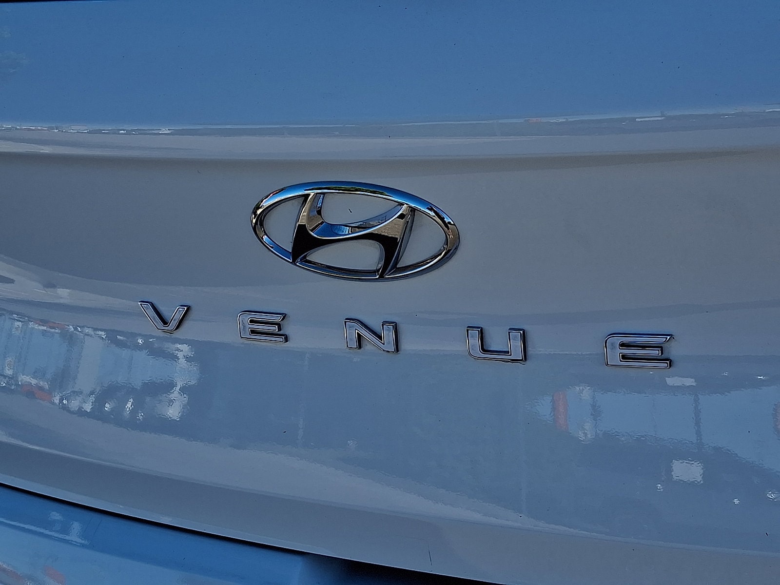 2025 Hyundai Venue SEL - Photo 30