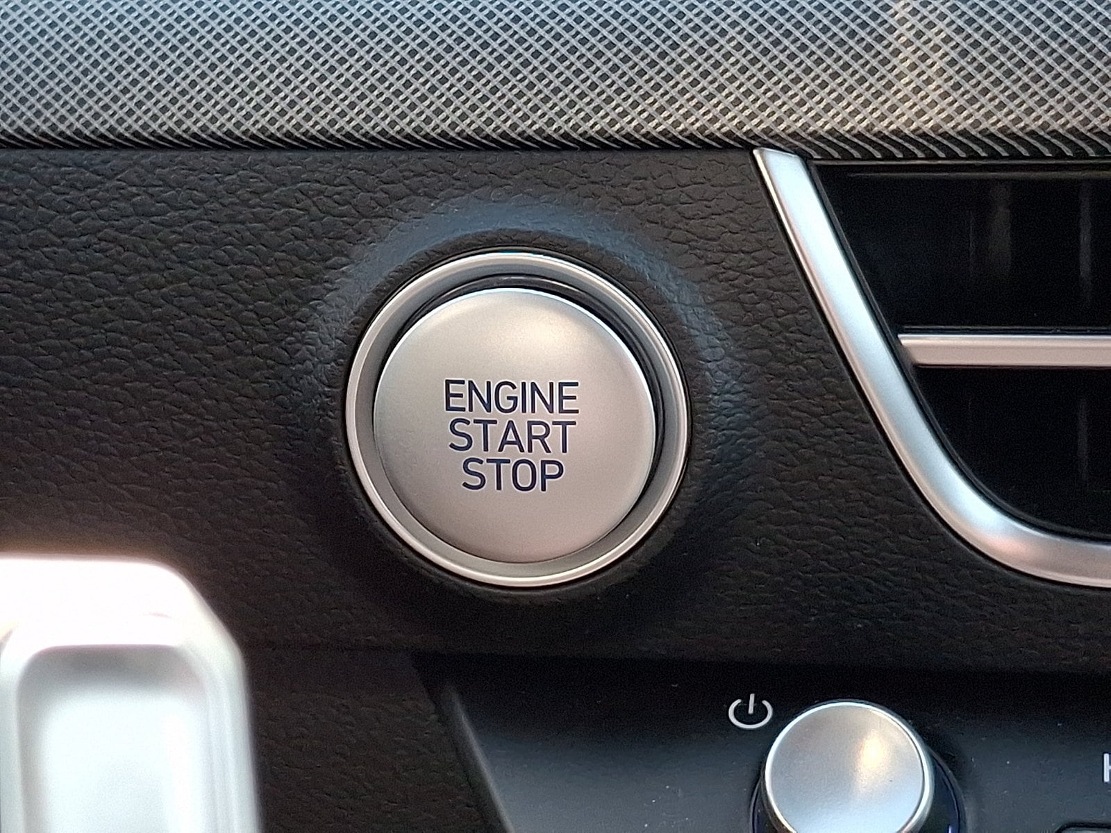 2026 Hyundai Sonata SEL - Photo 22