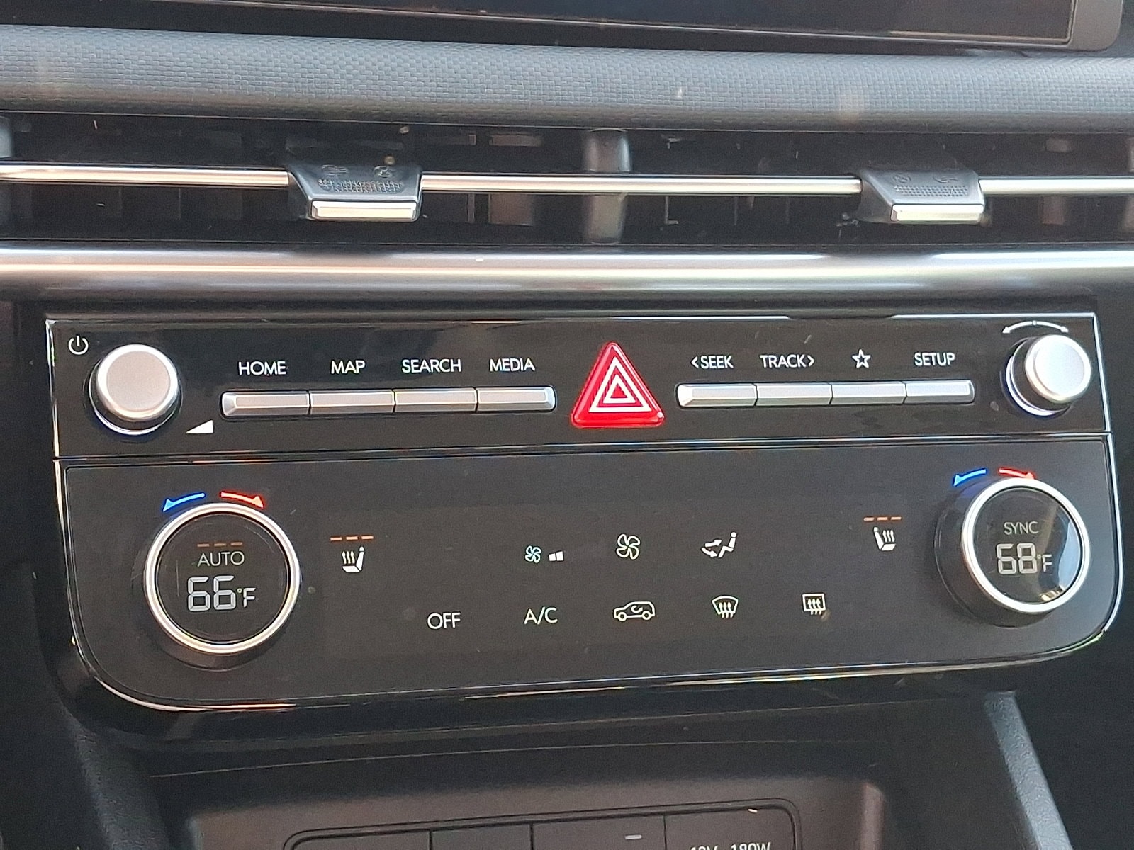 2025 Hyundai Tucson SEL - Photo 15