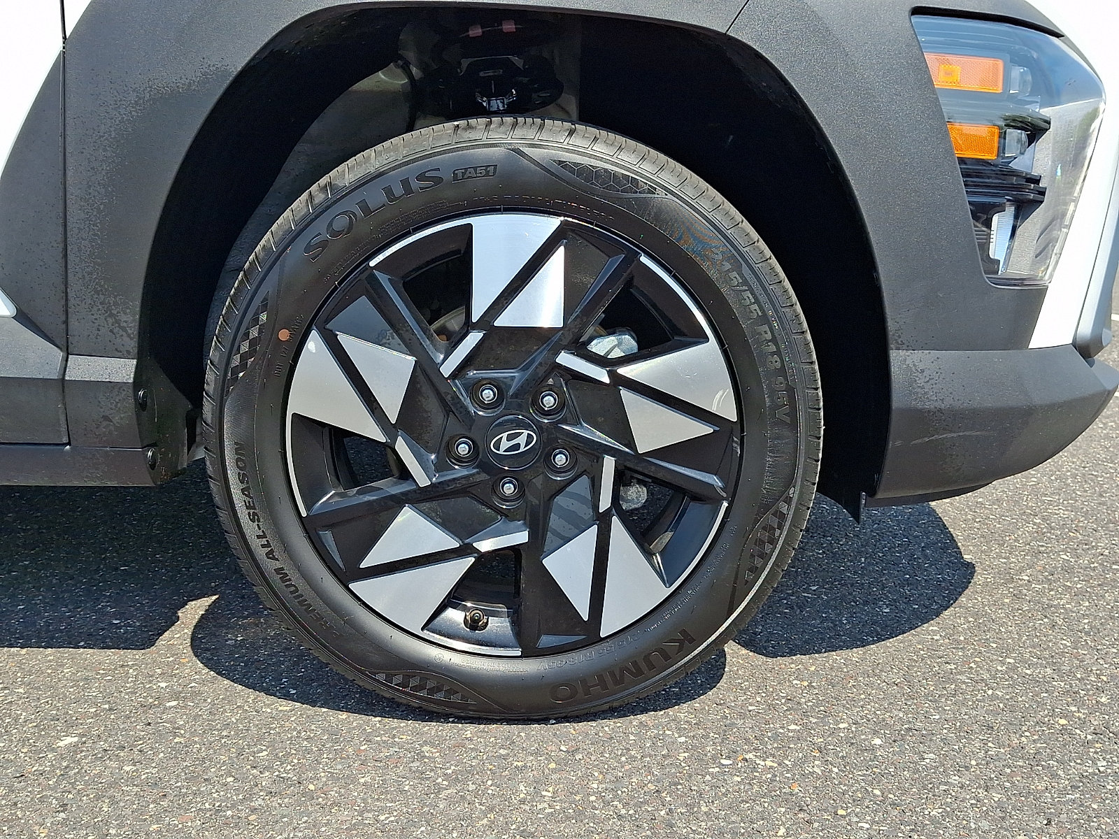 2025 Hyundai Kona SEL - Photo 8