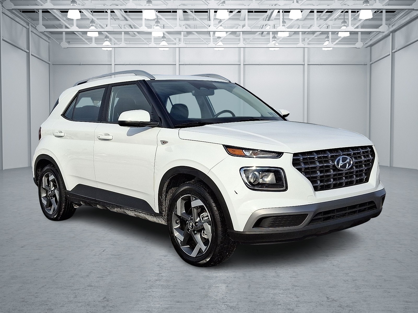 2025 Hyundai Venue SEL's photo