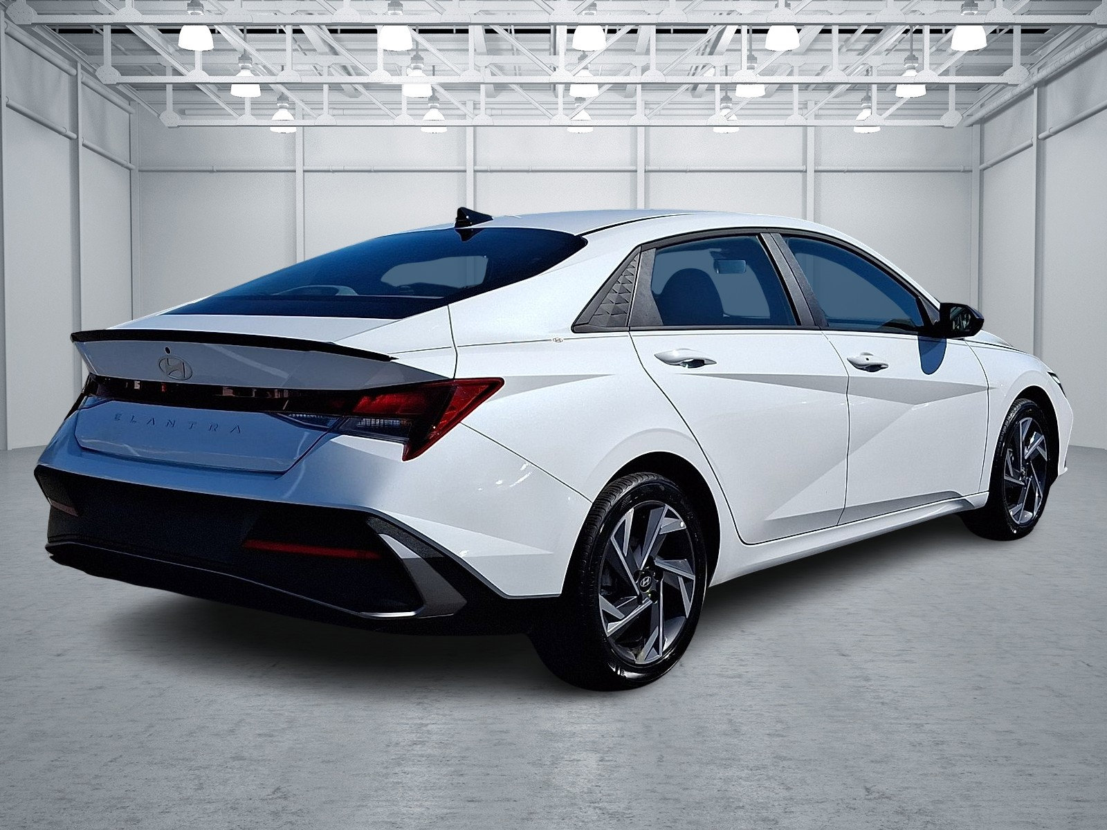 2025 Hyundai Elantra SEL - Photo 6