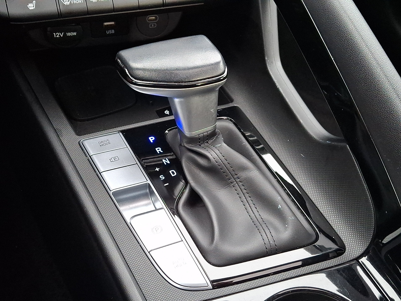2024 Hyundai Elantra SEL - Photo 15