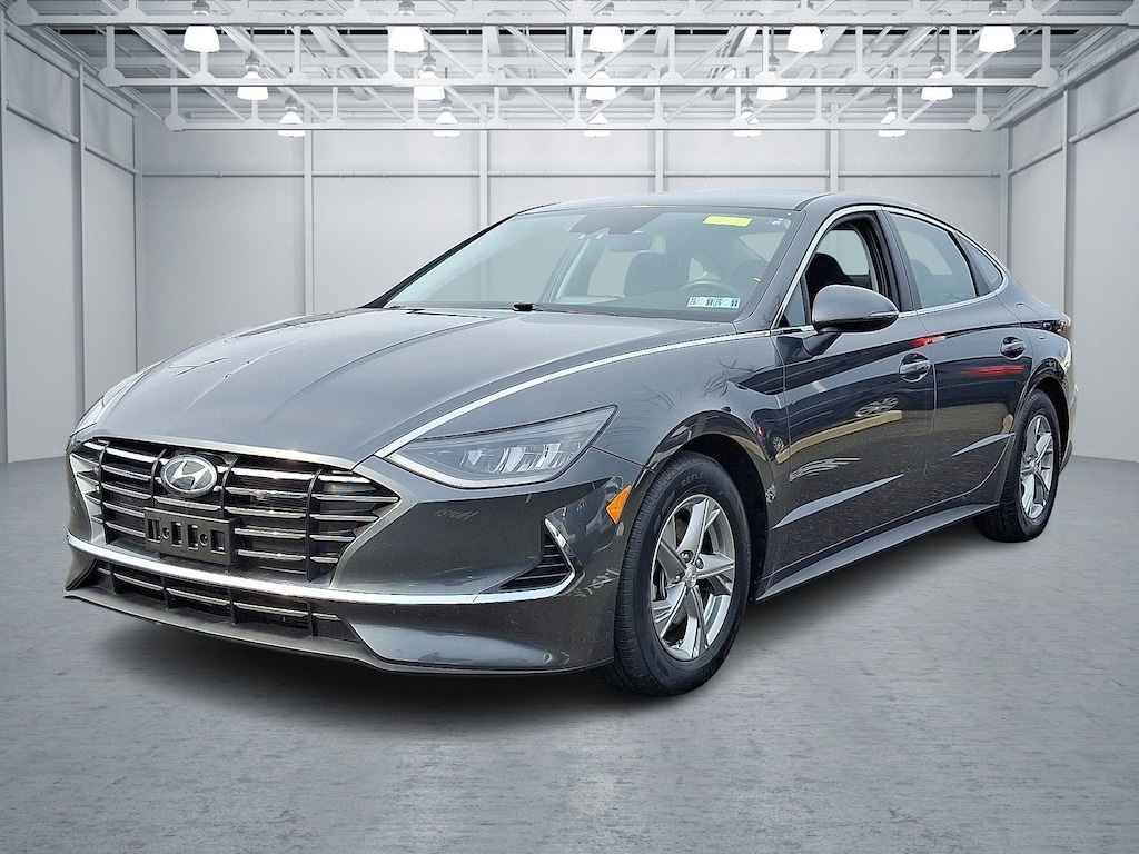 Used 2023 Hyundai Sonata SE Sedan