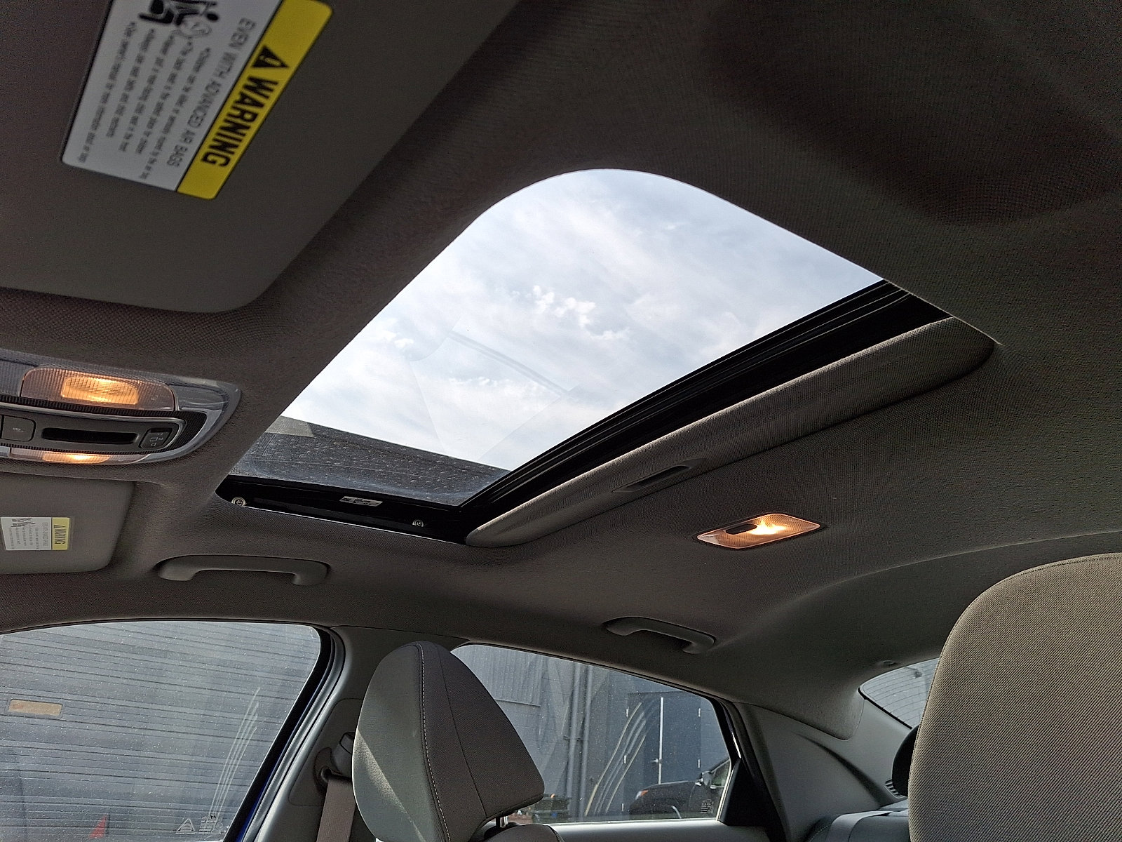 2024 Hyundai Elantra SEL - Photo 14