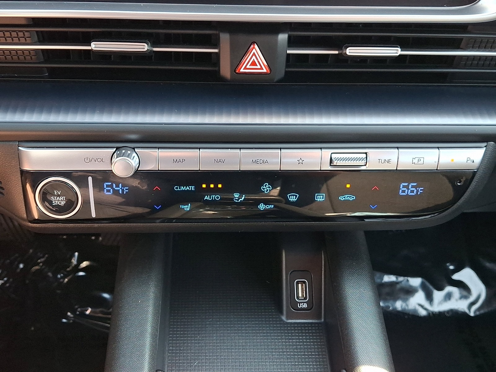 2024 Hyundai IONIQ 6 SE - Photo 15