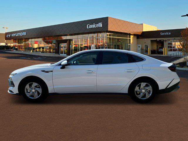 2026 Hyundai Sonata SE photo 3