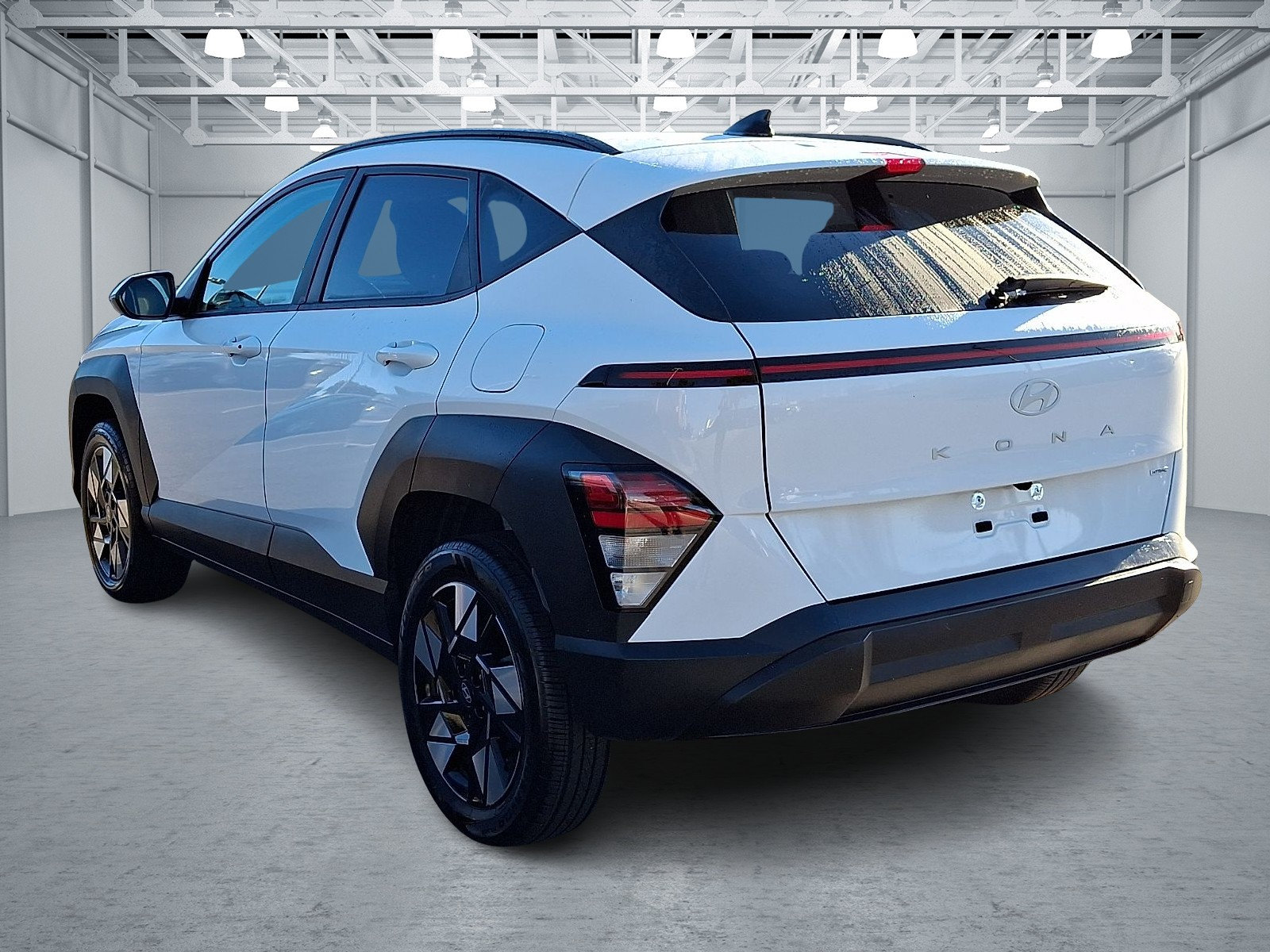 2025 Hyundai Kona SEL - Photo 4
