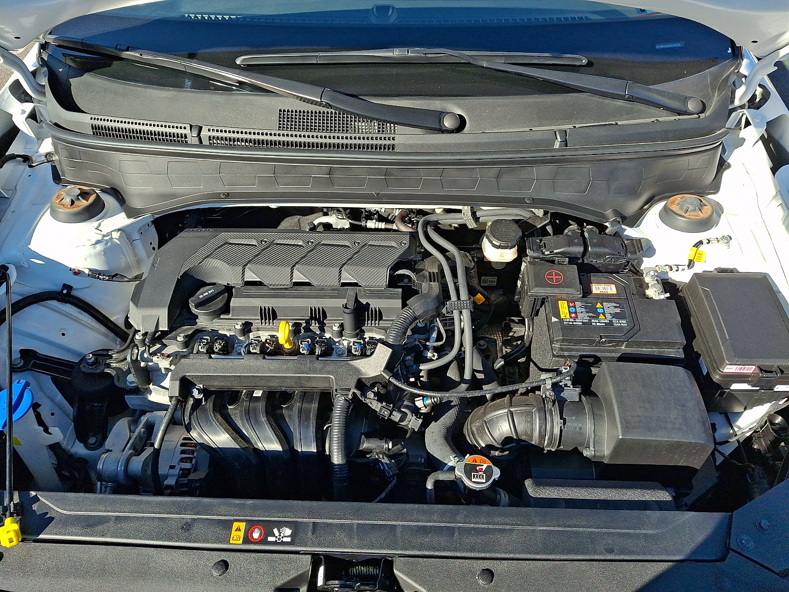 2025 Hyundai Venue SEL - Photo 28