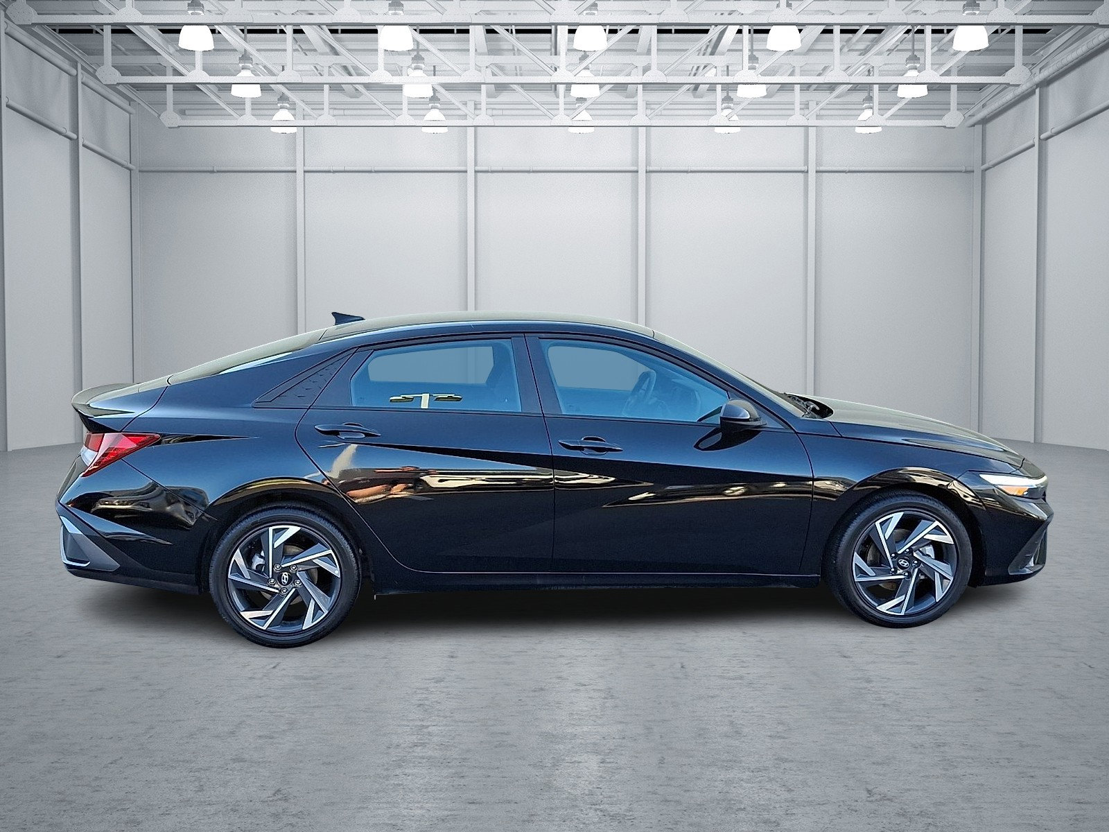 2025 Hyundai Elantra SEL - Photo 7