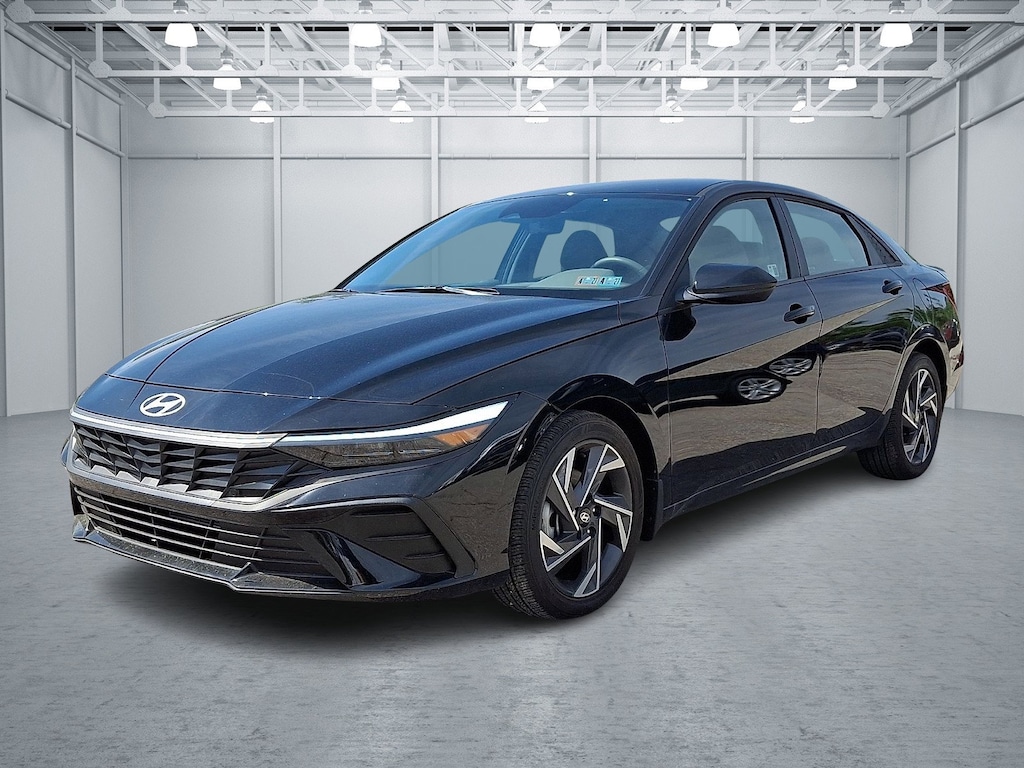 Certified 2025 Hyundai Elantra SEL Sport Sedan