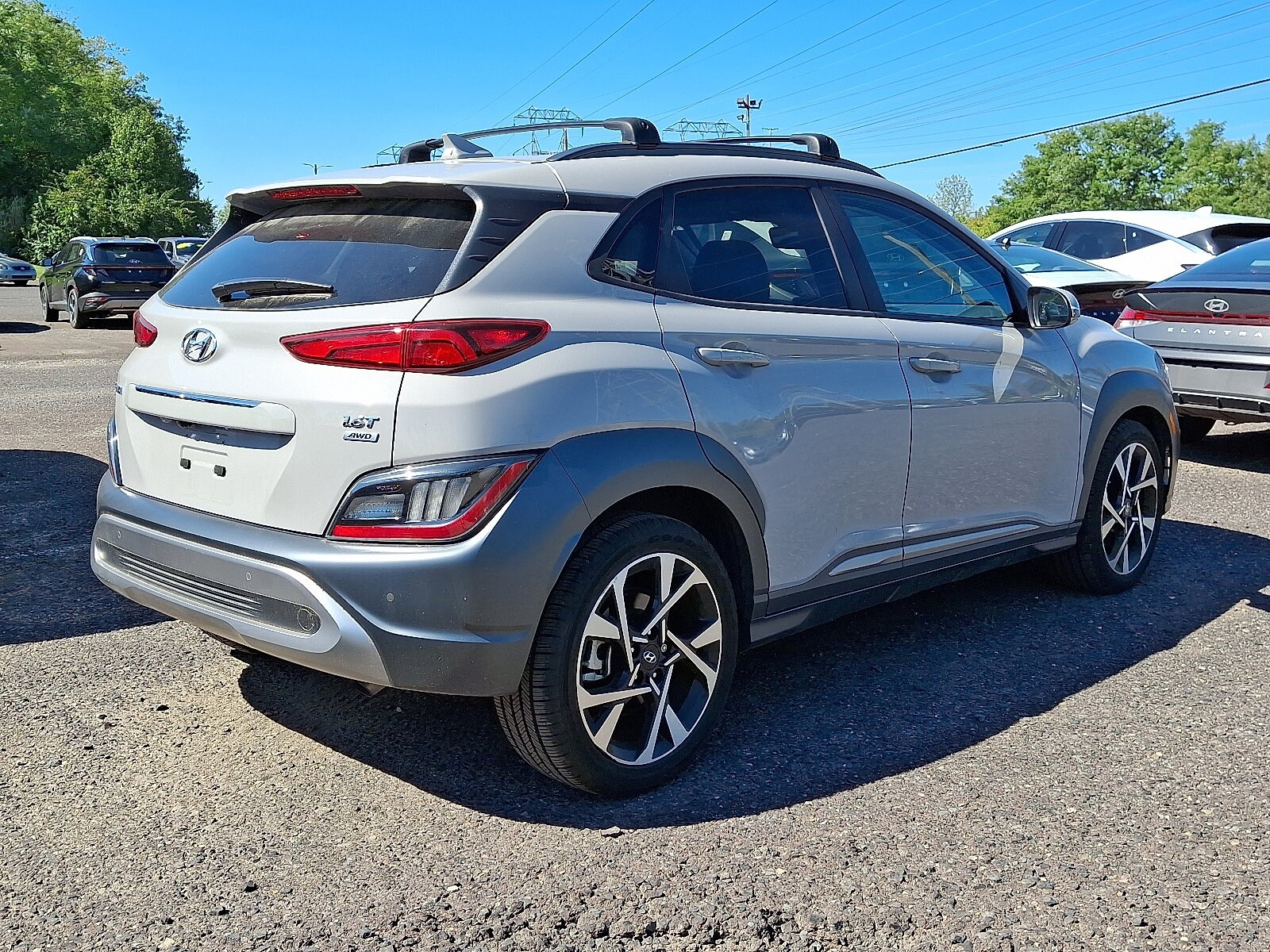 2023 Hyundai Kona Limited photo 3