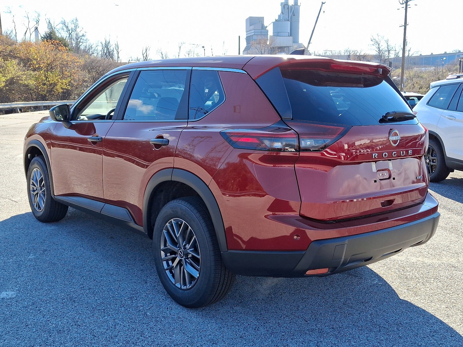 2025 Nissan Rogue S photo 3