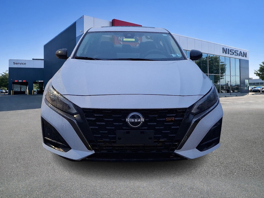 Used 2023 Nissan Altima 2.0 SR Sedan