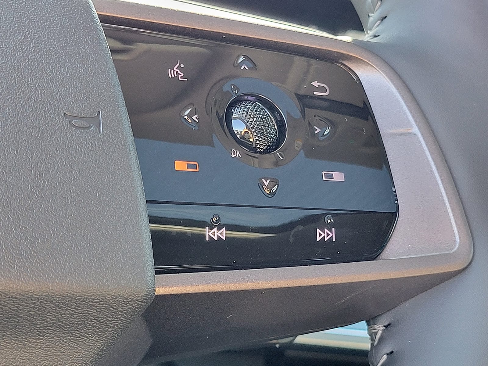 2025 Nissan Murano SL - Photo 37