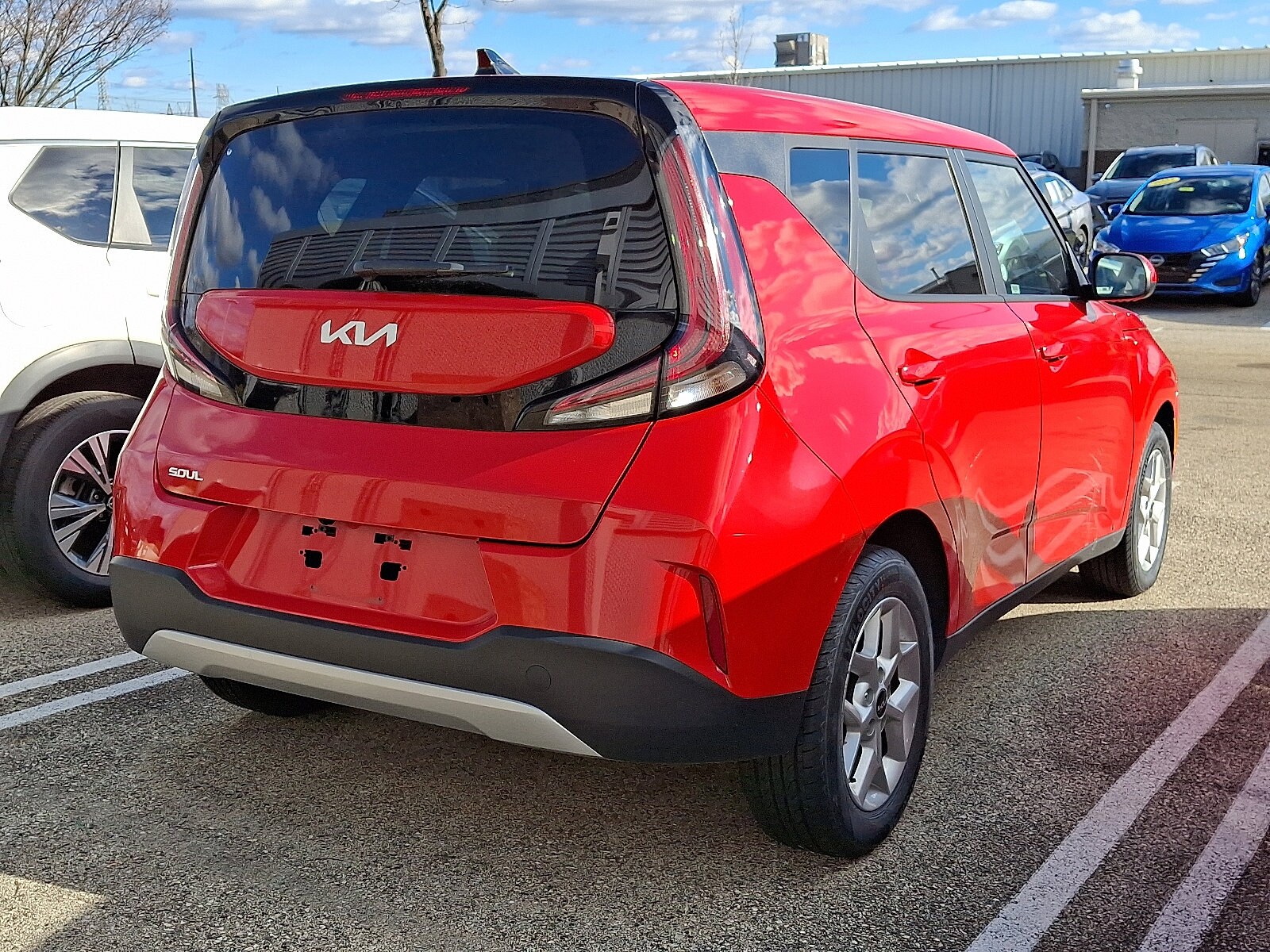 2024 Kia Soul LX photo 4