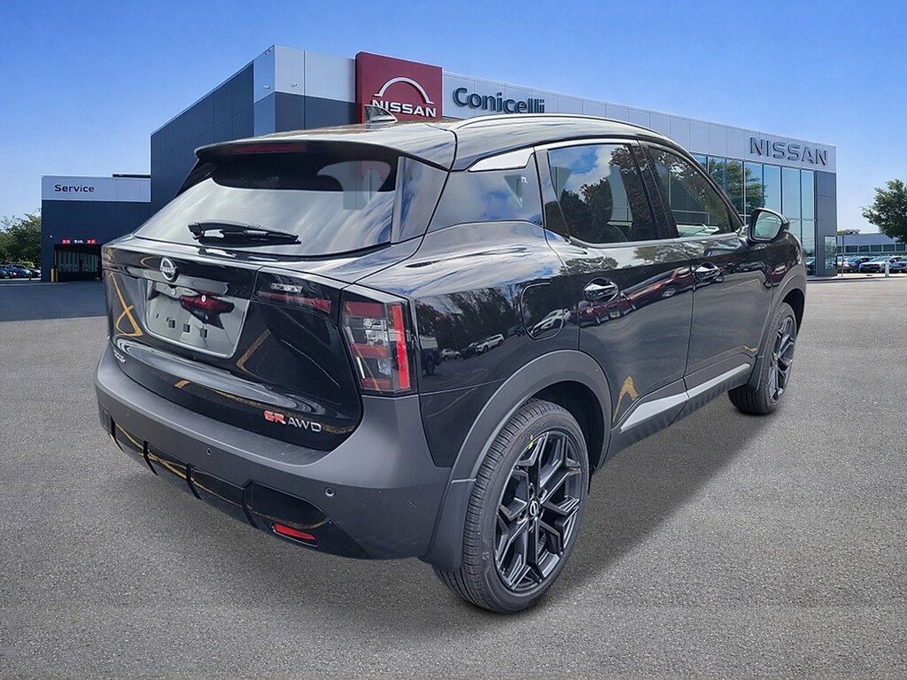 New 2026 Nissan Kicks SR SUV