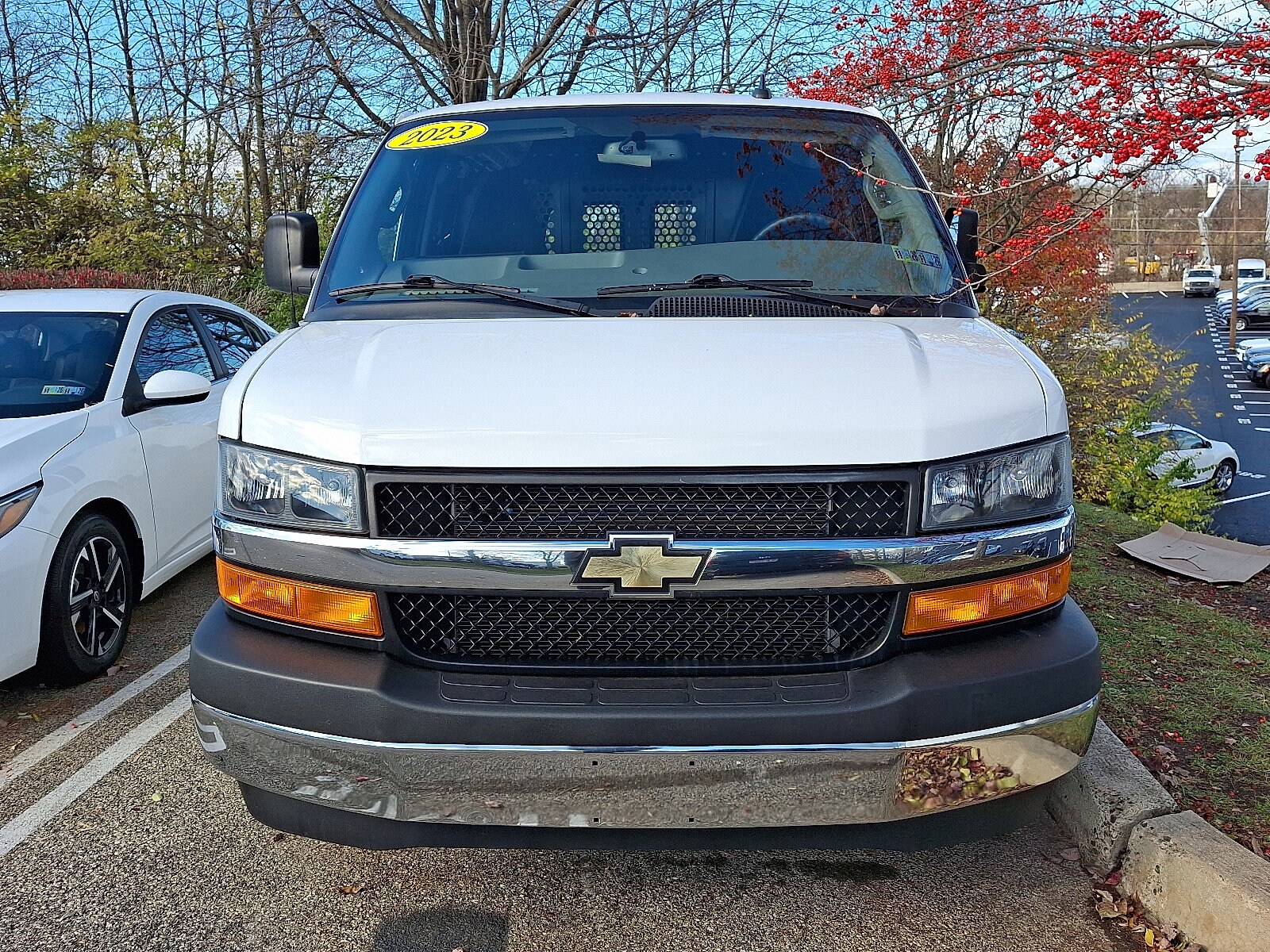 2023 Chevrolet Express Cargo Van 2500 photo 2