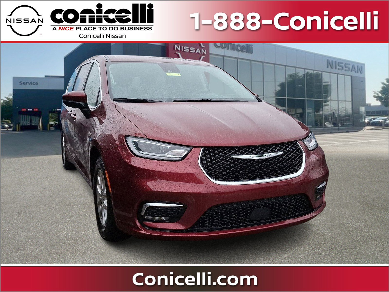 2023 Chrysler Pacifica Touring L's photo