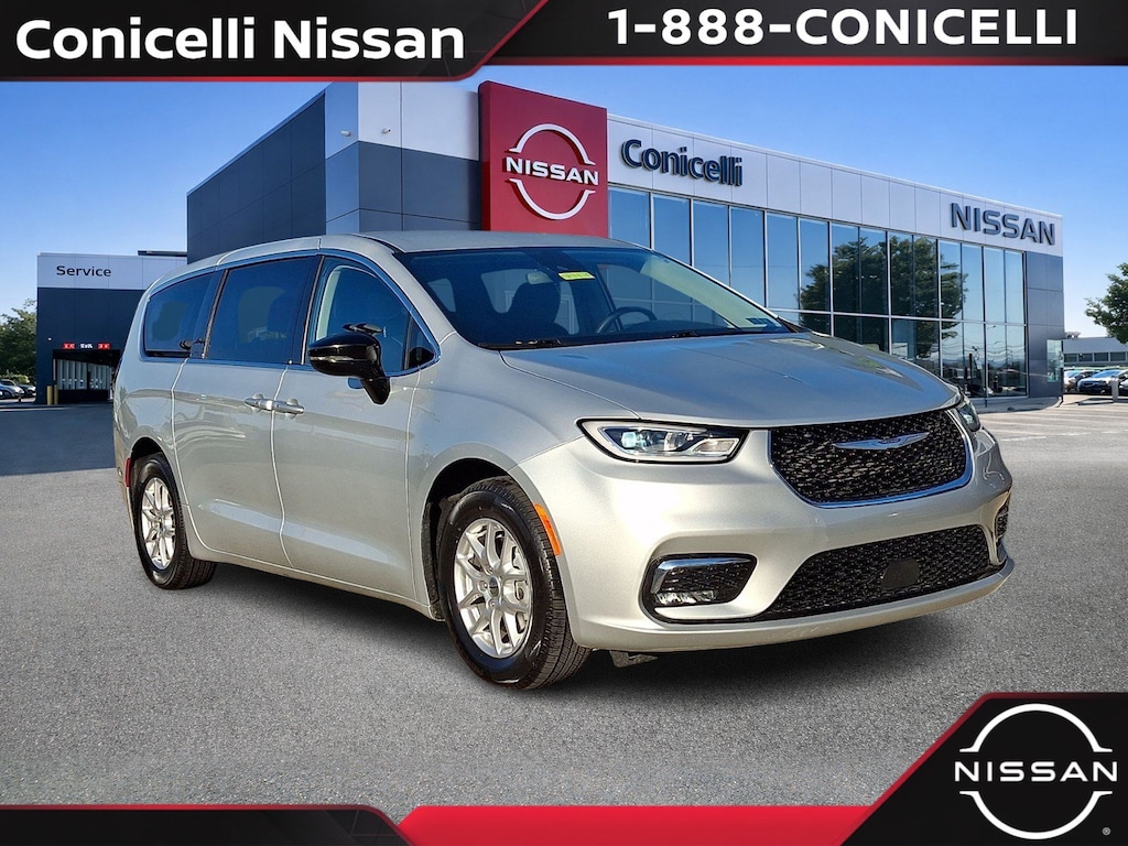 Used 2024 Chrysler Pacifica Touring L Van Passenger Van