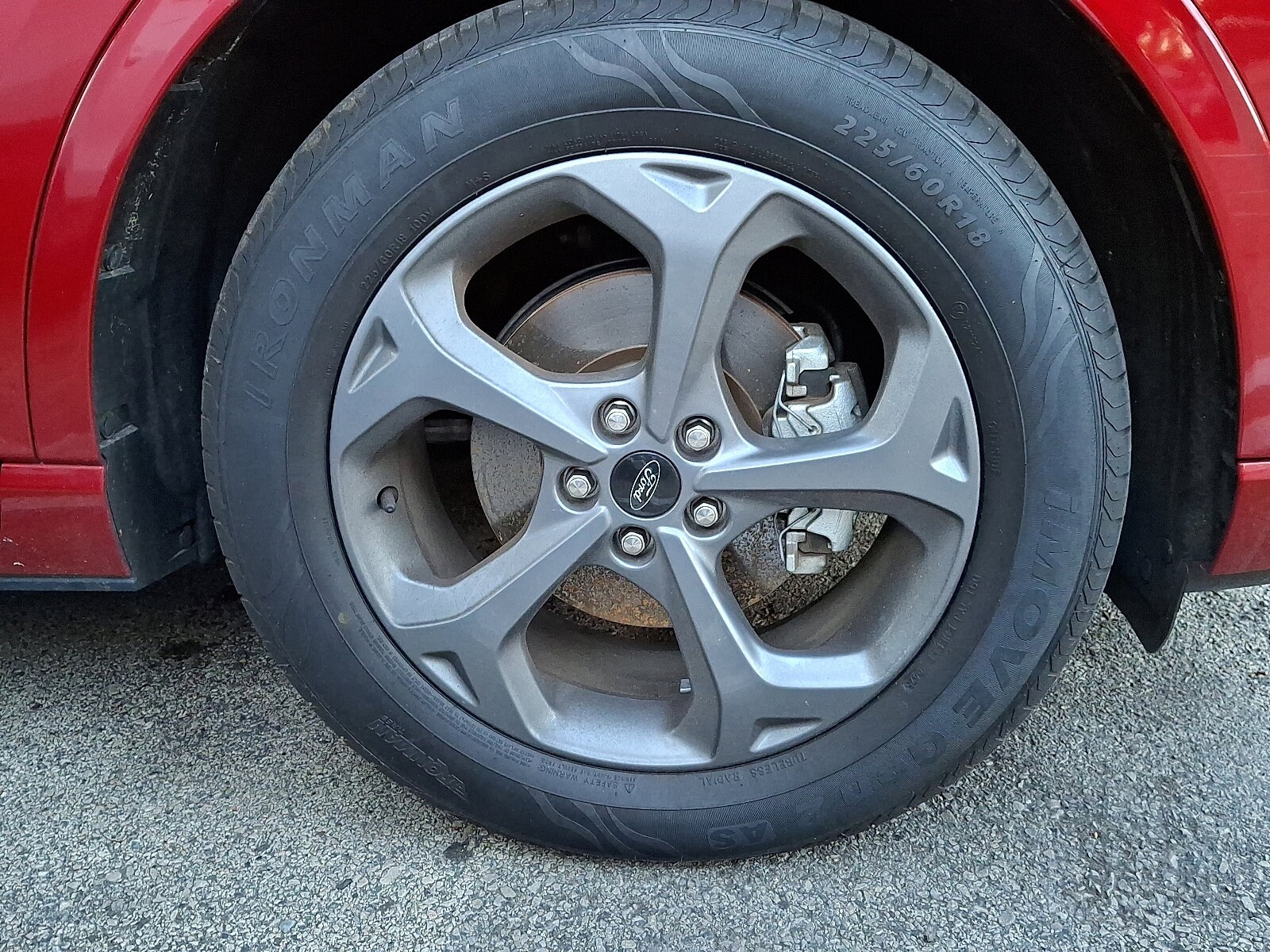 2024 Ford Escape ST-Line photo 4
