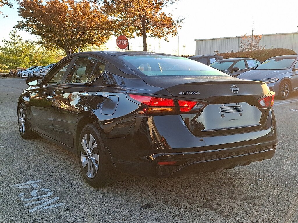 Used 2023 Nissan Altima 2.5 S Sedan