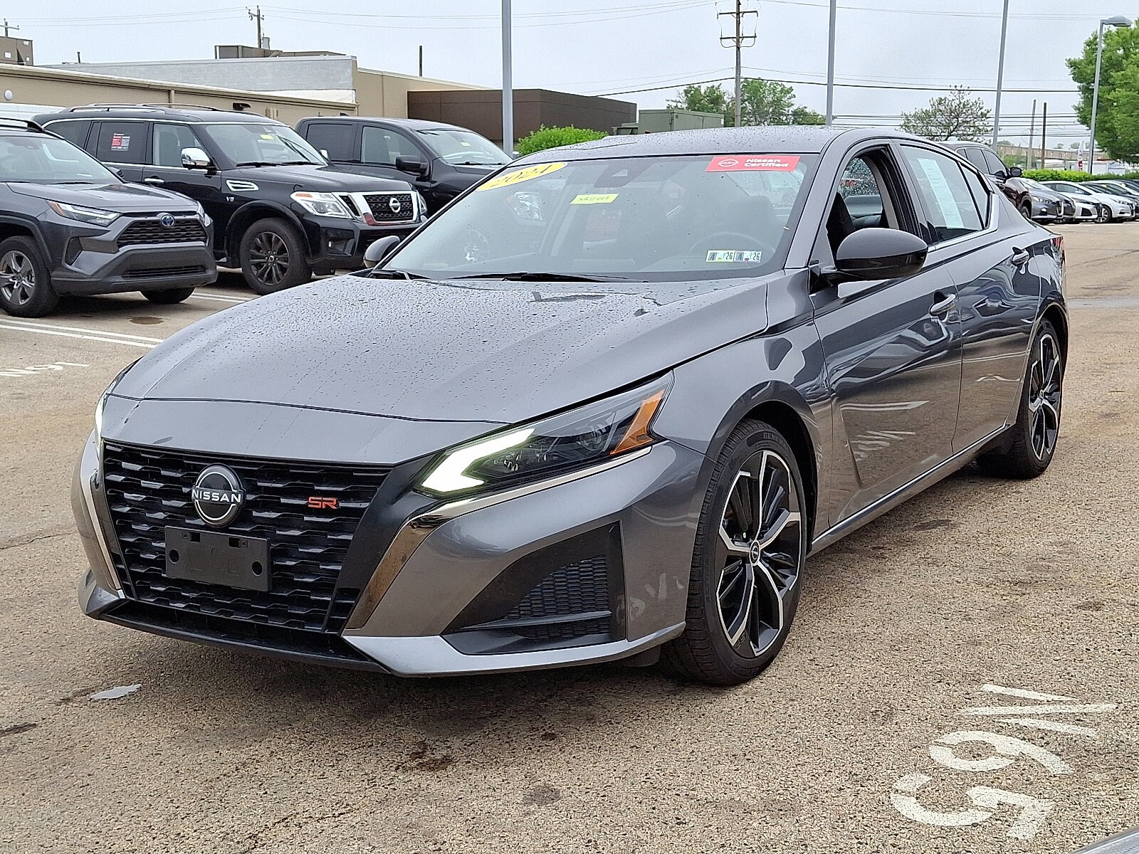 2024 Nissan Altima 2.5 SR photo 3