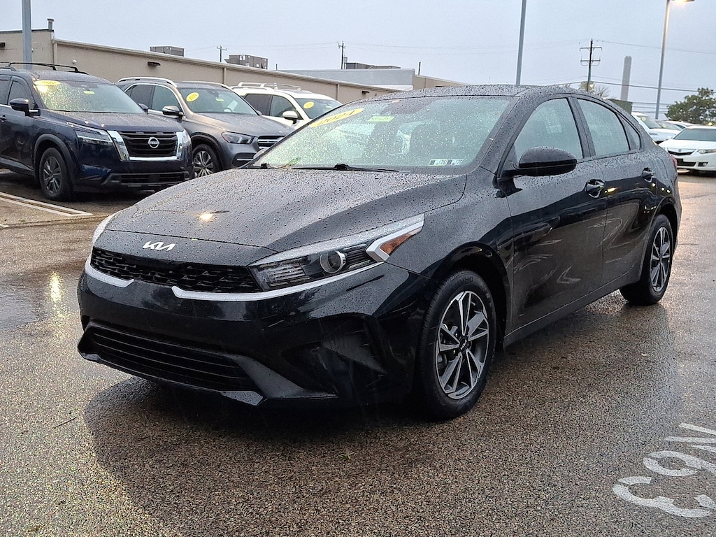 Used 2024 Kia Forte LXS Sedan