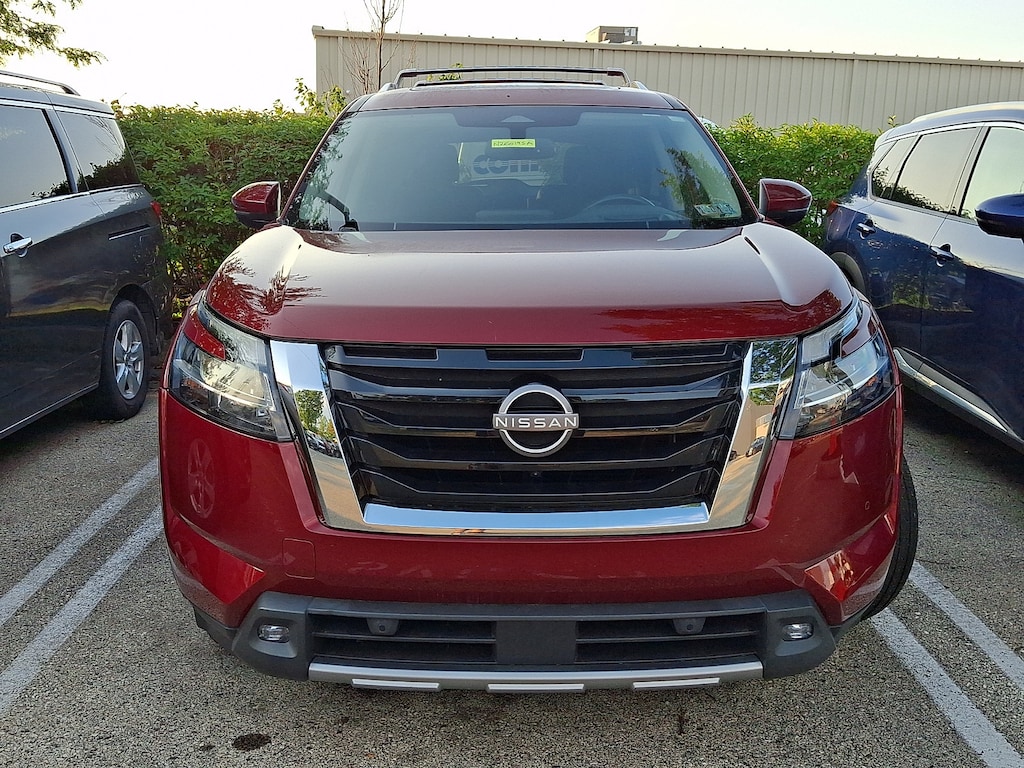 Certified 2022 Nissan Pathfinder Platinum SUV