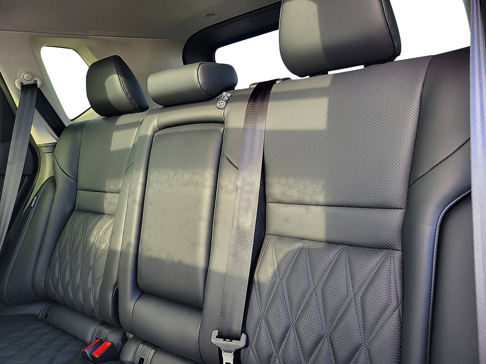 2025 Nissan Rogue Platinum - Photo 15