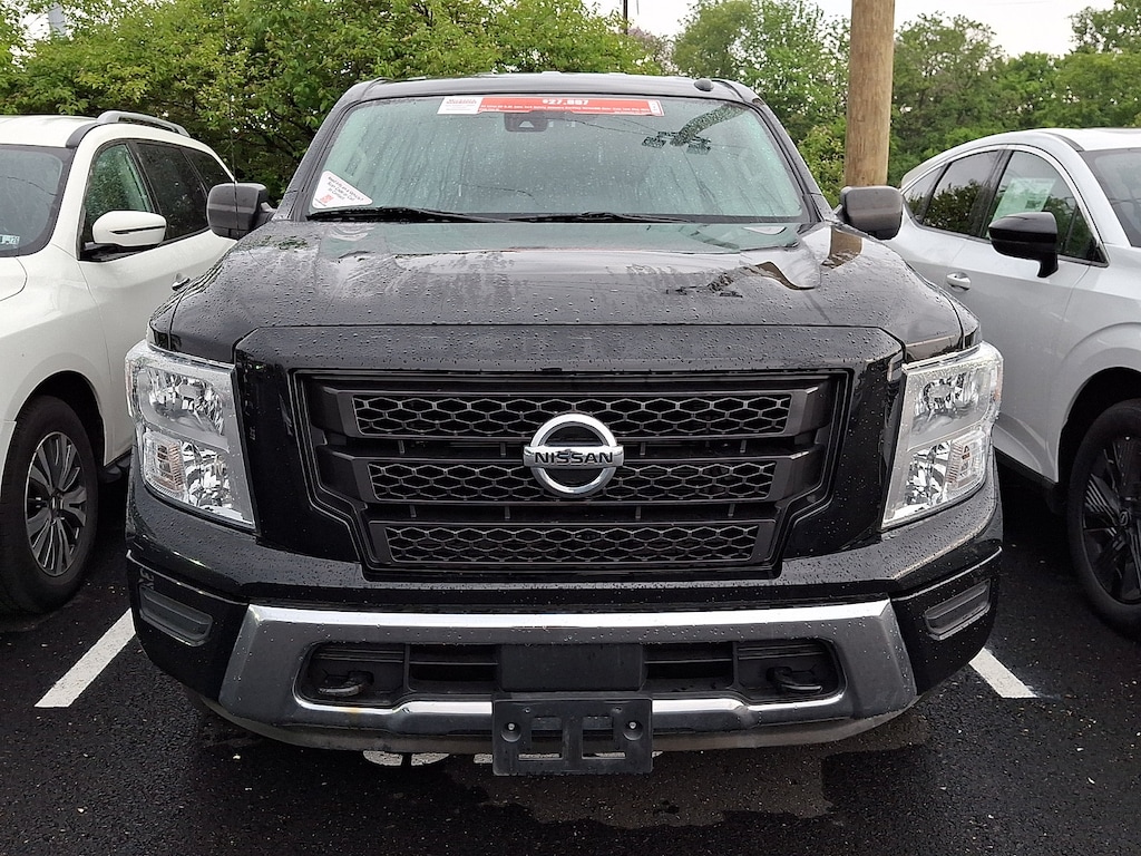 Used 2021 Nissan Titan SV Truck Crew Cab