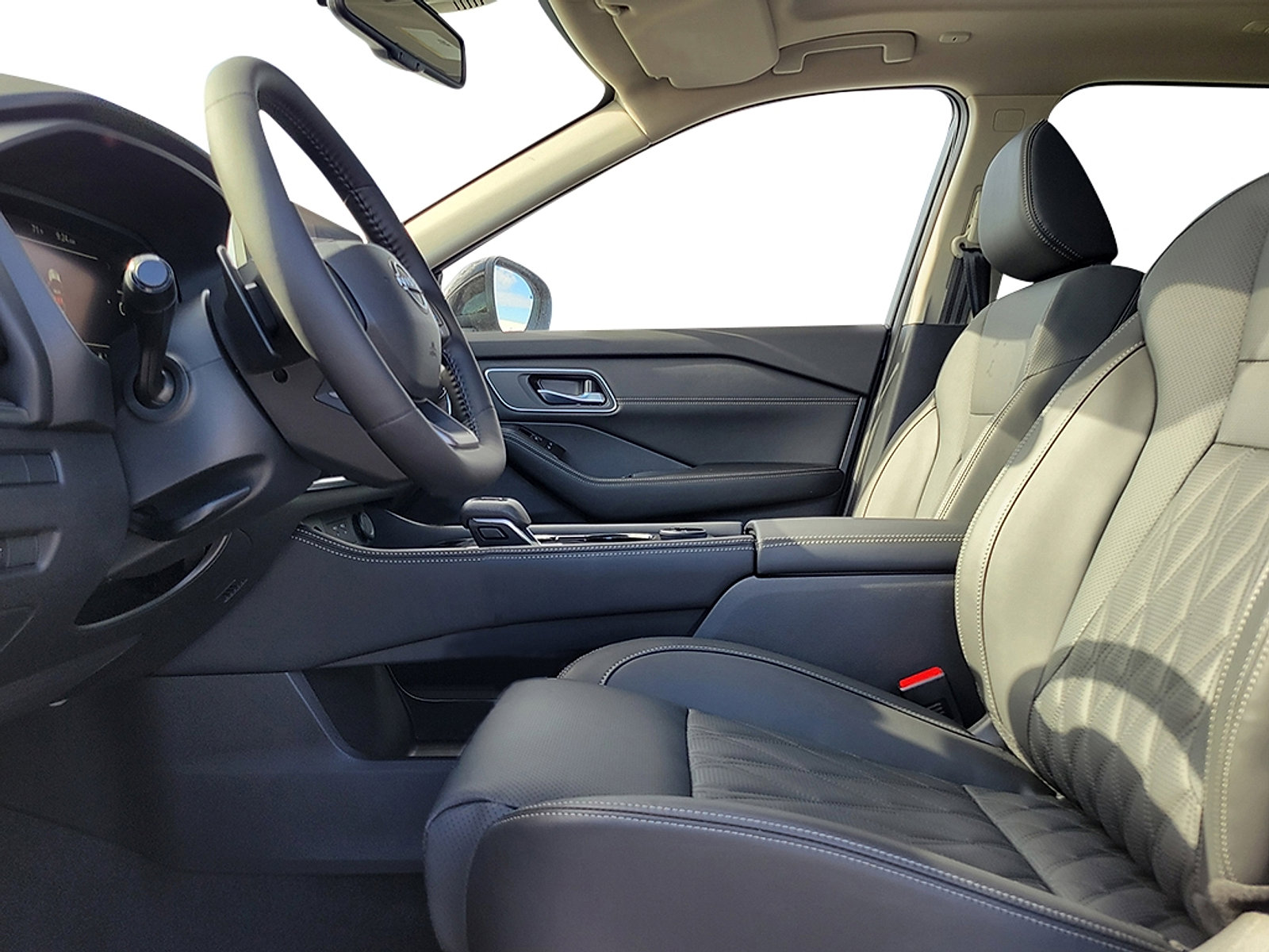 2025 Nissan Rogue Platinum - Photo 28