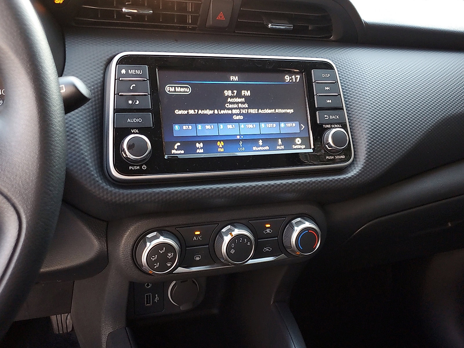 2025 Nissan KICKS PLAY Base - Photo 19