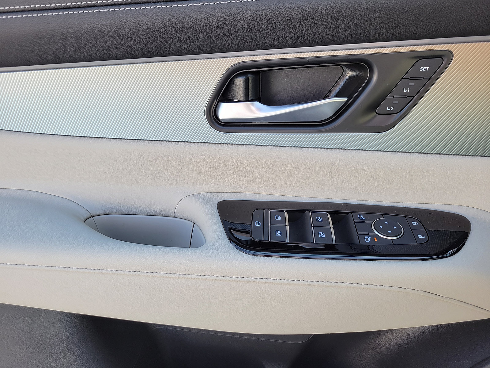 2025 Nissan Murano SL - Photo 29