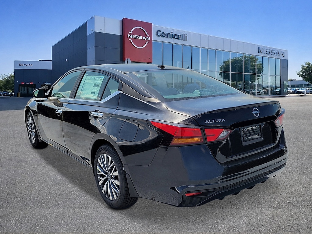 New 2026 Nissan Altima SV Sedan