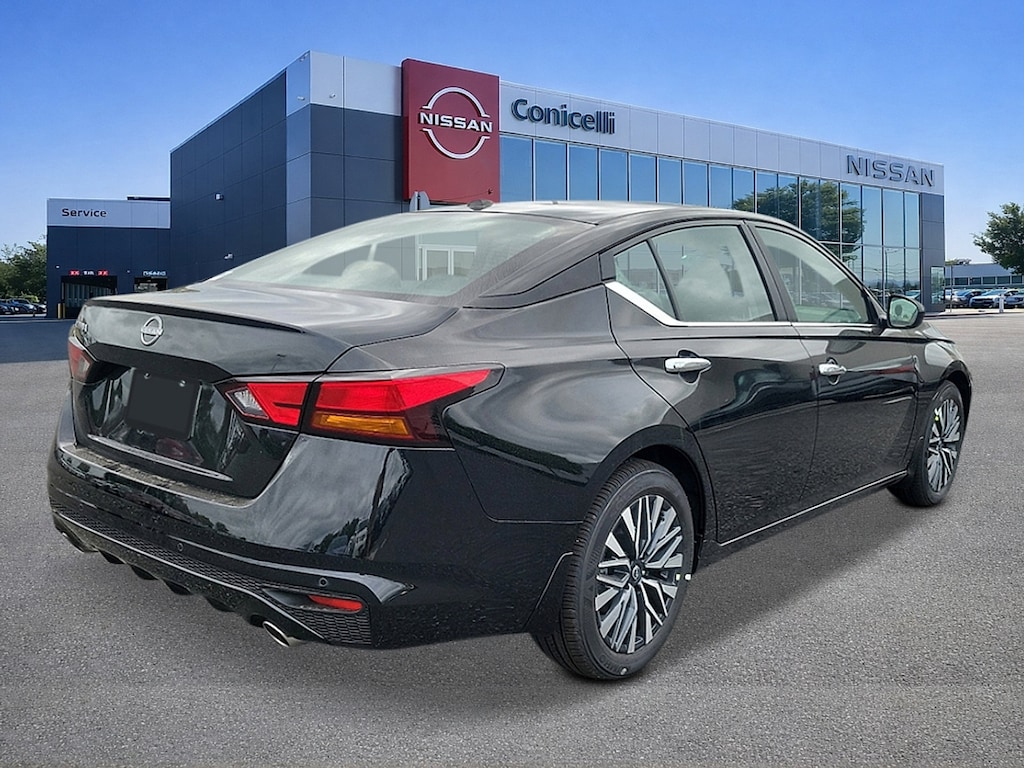 New 2026 Nissan Altima SV Sedan