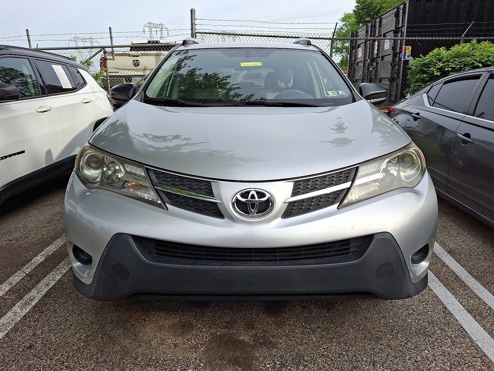 Used 2015 Toyota RAV4 LE with VIN JTMBFREV2FD125549 for sale in Conshohocken, PA