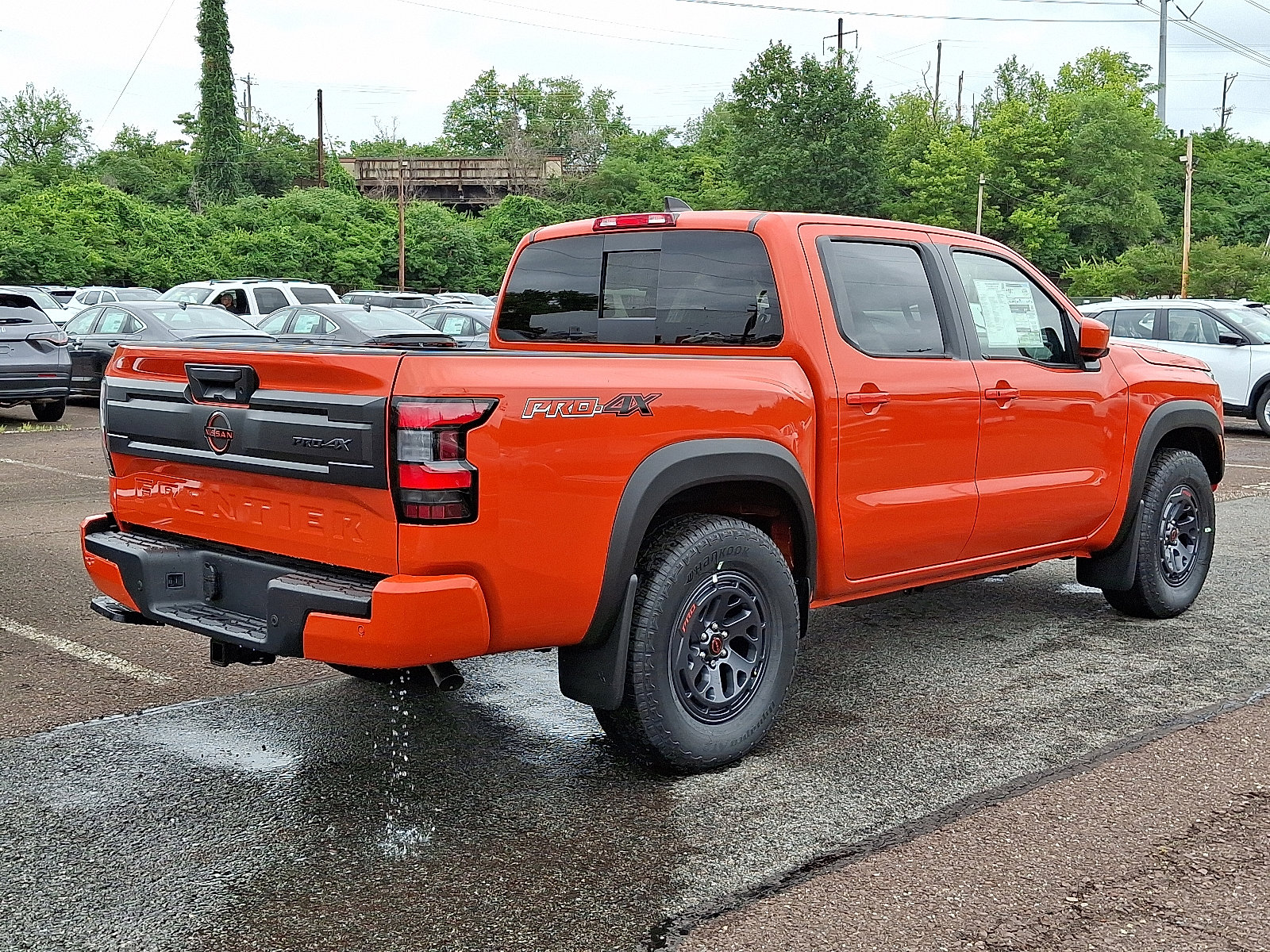2025 Nissan Frontier PRO-4X - Photo 4