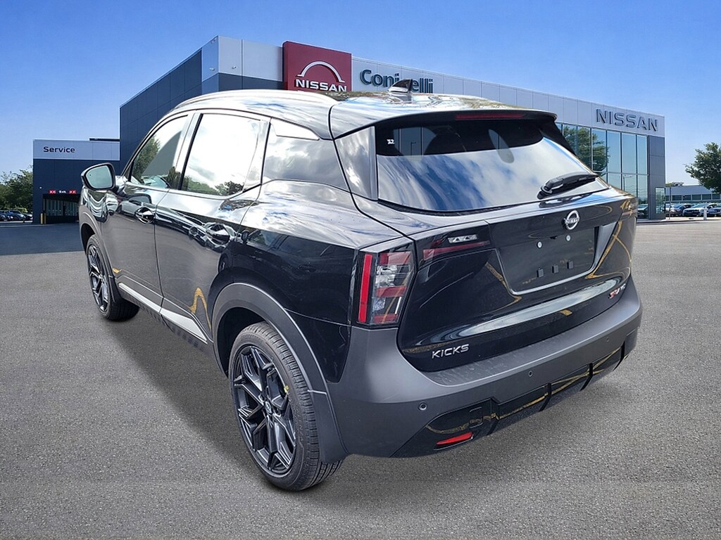 New 2026 Nissan Kicks SR SUV